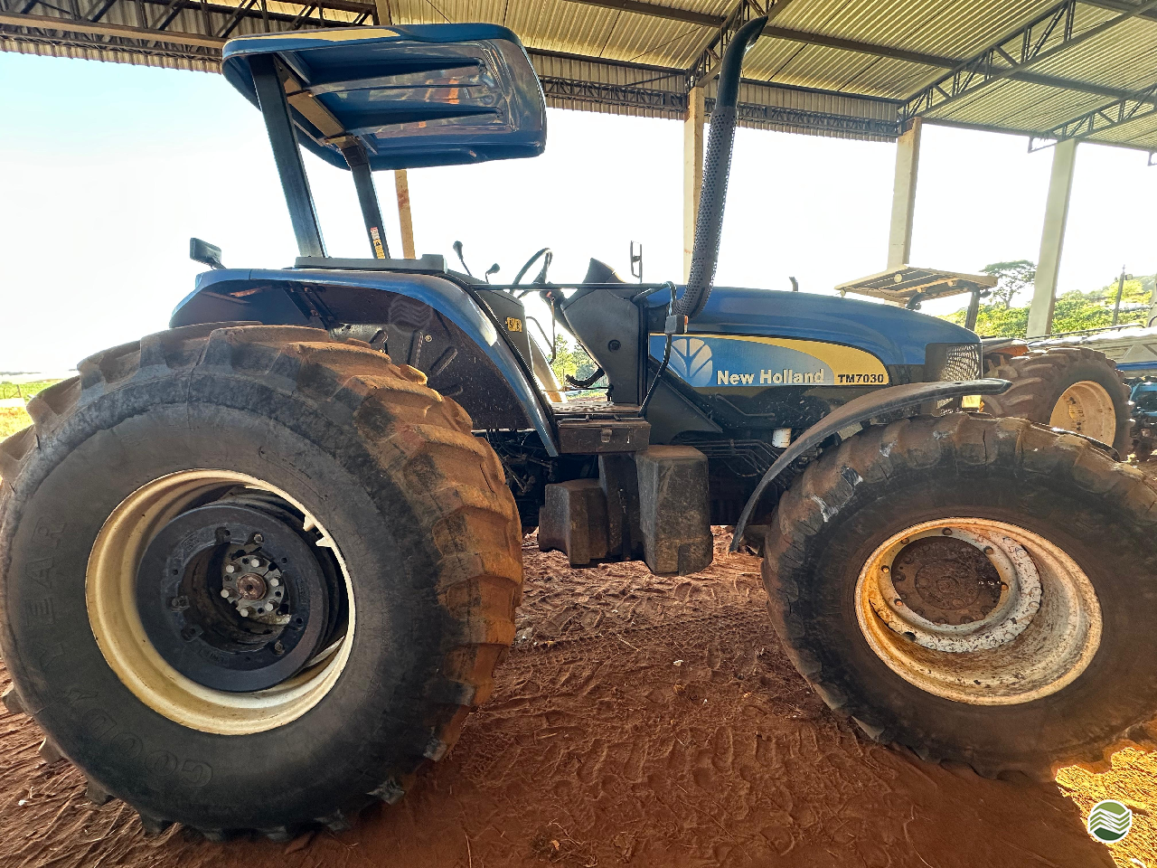 TRATOR NEW HOLLAND NEW TM 7030 Tração 4x4 Top 100 Máquinas LONDRINA PARANÁ PR